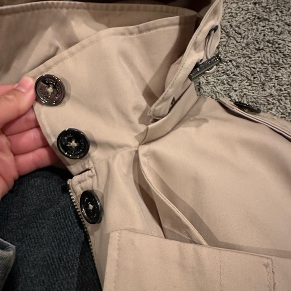 Michael Kors Beige Women's Hooded Trench Coat - Classic Lightweight Outerwear - Picture 4 of 5